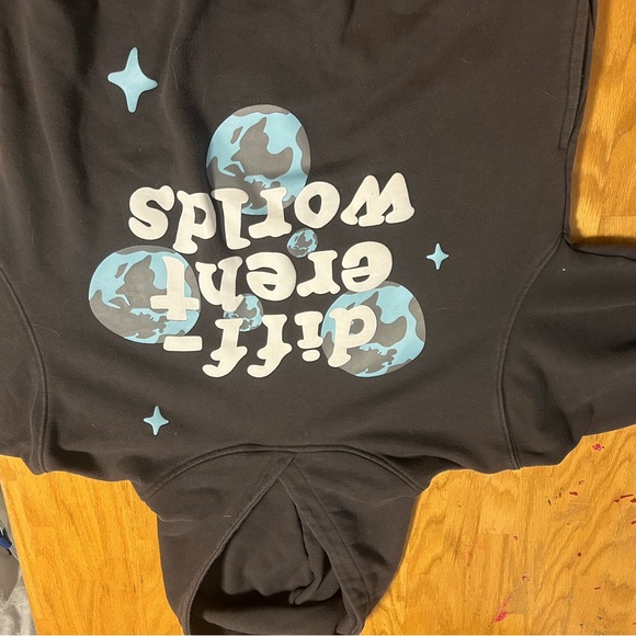 Authentic Broken Planet hoodie (medium, and unisex) - Picture 2 of 3